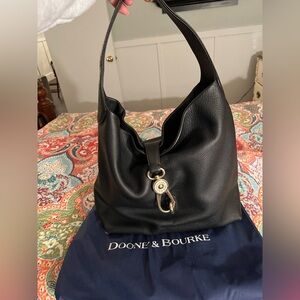 Soft Pebble leather.Clasp closure. Stored  in the original dust bag.